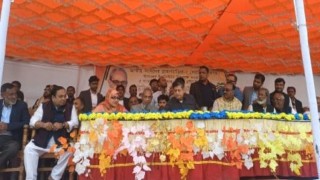সাবেক বিএনপি নেতা সাত্তার ভূঁইয়ার নির্বাচনী জনসভায় আওয়ামী লীগের নেতারা