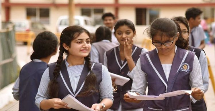 অসুস্থ হলে শিক্ষার্থীরা ক্লাসে অনুপস্থিত বিবেচিত হবে না